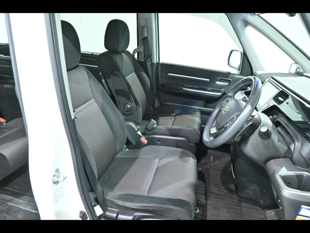 HONDA STEP WAGON 2018