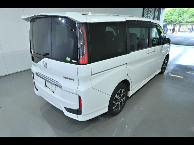 HONDA STEP WAGON 2018