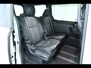TOYOTA VOXY 2020