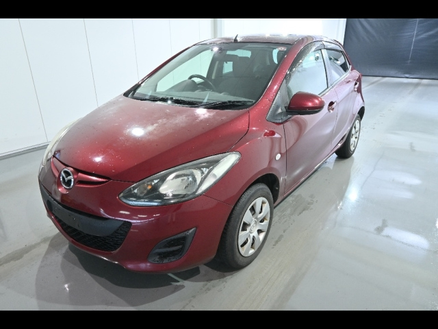 MAZDA DEMIO 2012