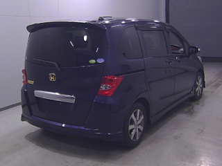 HONDA FREED 2009