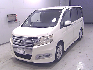 HONDA STEP WAGON 2010