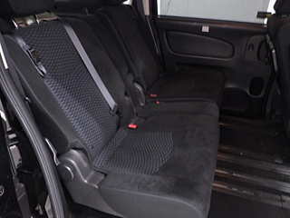 NISSAN SERENA 2012