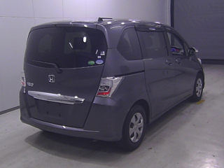HONDA FREED 2012