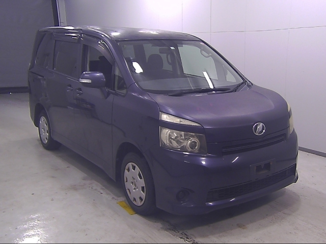 TOYOTA VOXY 2008