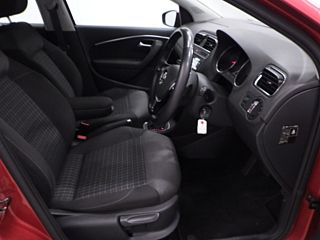 VOLKSWAGEN POLO 2015