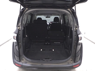 TOYOTA SIENTA 2015