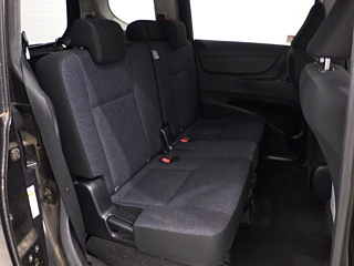 TOYOTA SIENTA 2015