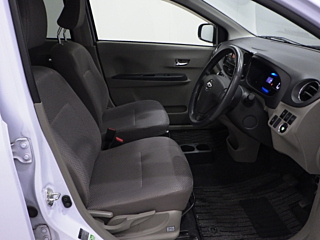 DAIHATSU MIRA E S 2014