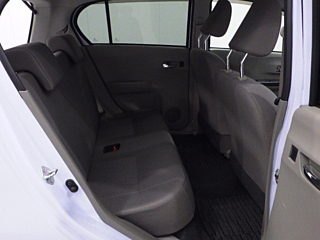 DAIHATSU MIRA E S 2014