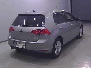 VOLKSWAGEN GOLF 2015