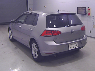 VOLKSWAGEN GOLF 2015