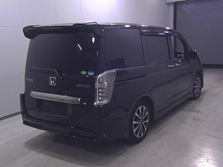 HONDA STEP WAGON 2012