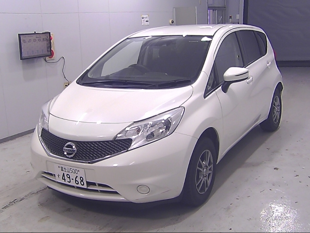 NISSAN NOTE 2015