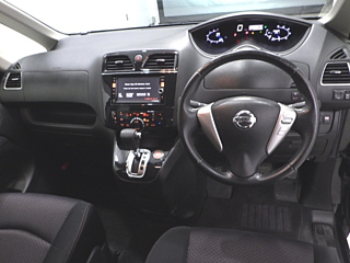 NISSAN SERENA 2012