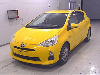 TOYOTA AQUA 2014