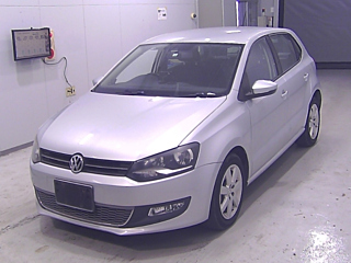VOLKSWAGEN POLO 2010