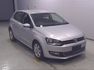 VOLKSWAGEN POLO 2010