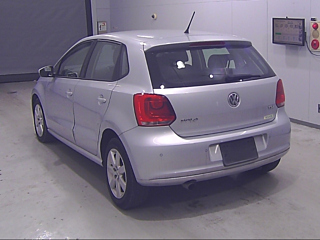 VOLKSWAGEN POLO 2010