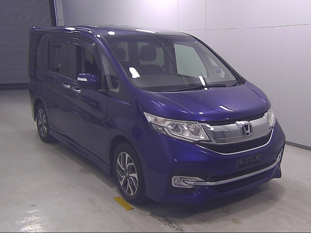 HONDA STEP WAGON 2016
