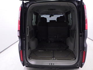 HONDA STEP WAGON 2016