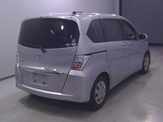 HONDA FREED 2012