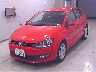 VOLKSWAGEN POLO 2013