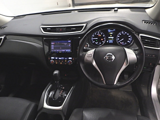 NISSAN X-TRAIL 2015