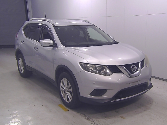 NISSAN X-TRAIL 2015