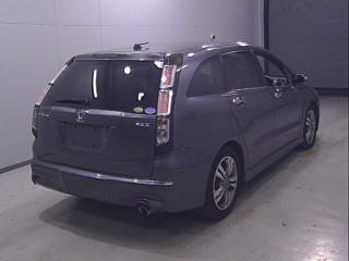 HONDA STREAM 2011