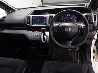 HONDA STEP WAGON 2010