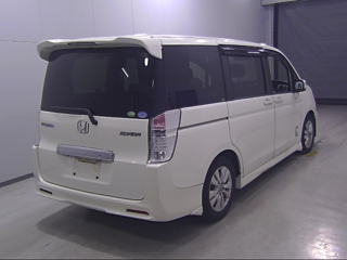 HONDA STEP WAGON 2010