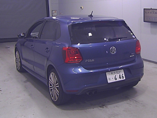 VOLKSWAGEN POLO 2015