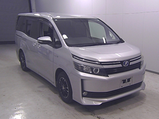 TOYOTA VOXY 2015