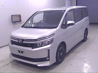 TOYOTA VOXY 2015