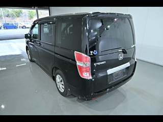 HONDA STEP WAGON 2012