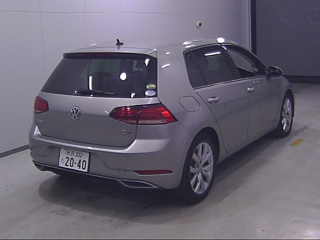 VOLKSWAGEN GOLF 2017