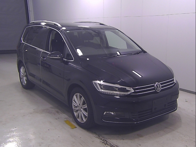VOLKSWAGEN GOLF TOURAN 2018
