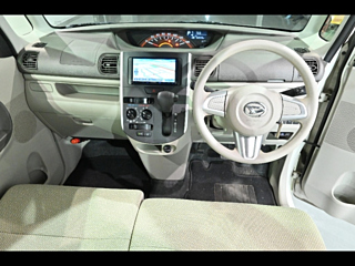 DAIHATSU TANTO 2015