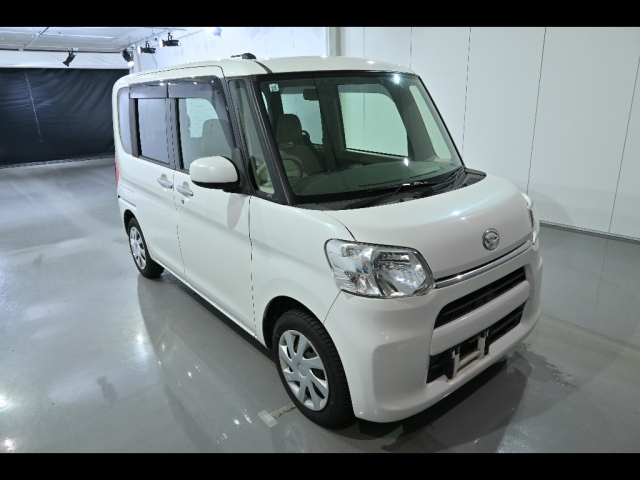 DAIHATSU TANTO 2015