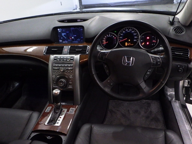 HONDA LEGEND 2011