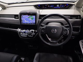 HONDA FREED 2022