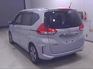 HONDA FREED 2022