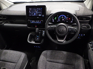 TOYOTA SIENTA 2023