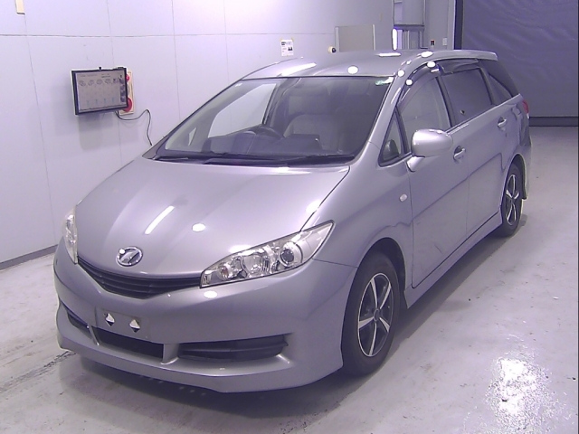 TOYOTA WISH 2009