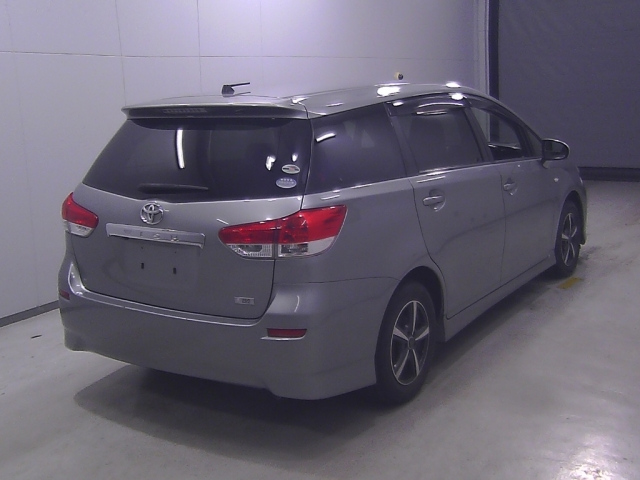 TOYOTA WISH 2009