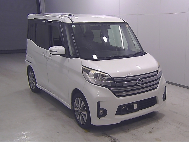 NISSAN DAYZ ROOX 2015