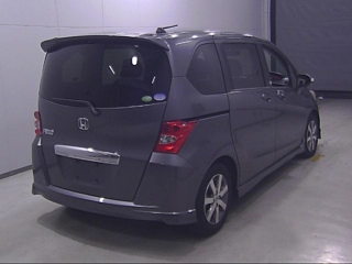 HONDA FREED 2009