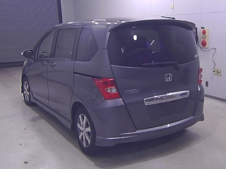 HONDA FREED 2009