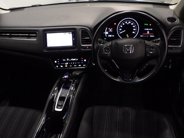 HONDA VEZEL 2016